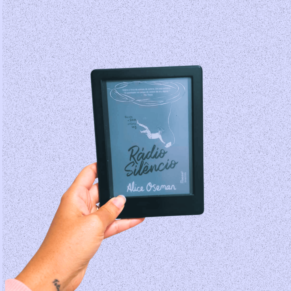 Resenha: Rádio Silêncio de Alice&nbsp;Oseman